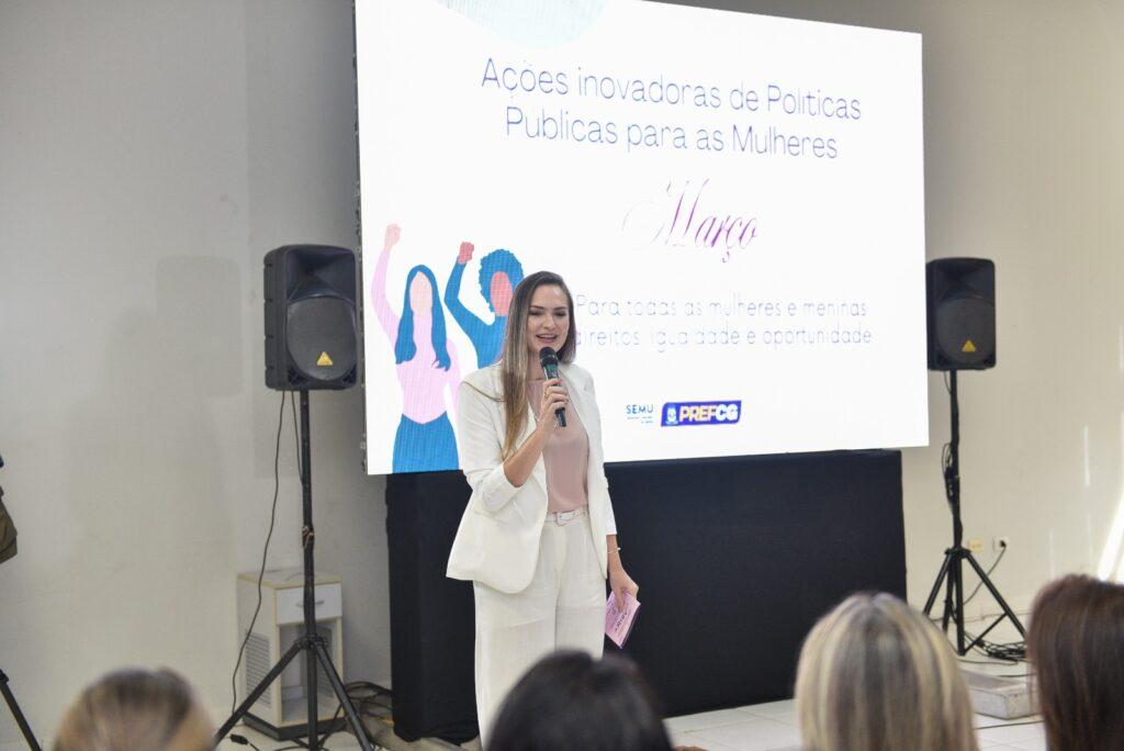 Prefeita Adriane Lopes de Campo Grande lança conjunto inovador de políticas para acolhimento e autonomia das Mulheres.